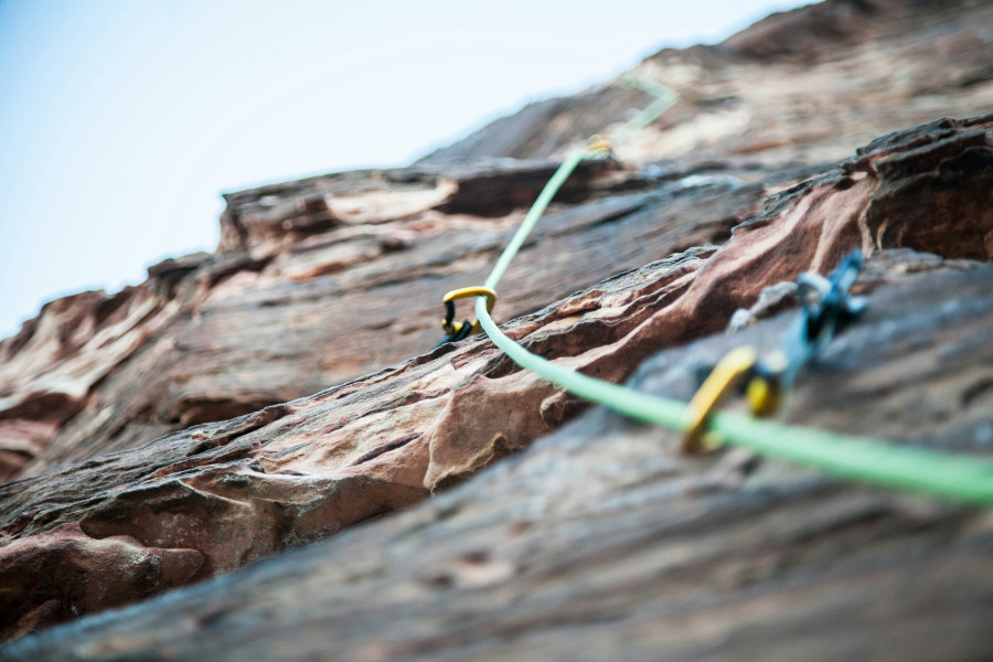 Article rock climbing