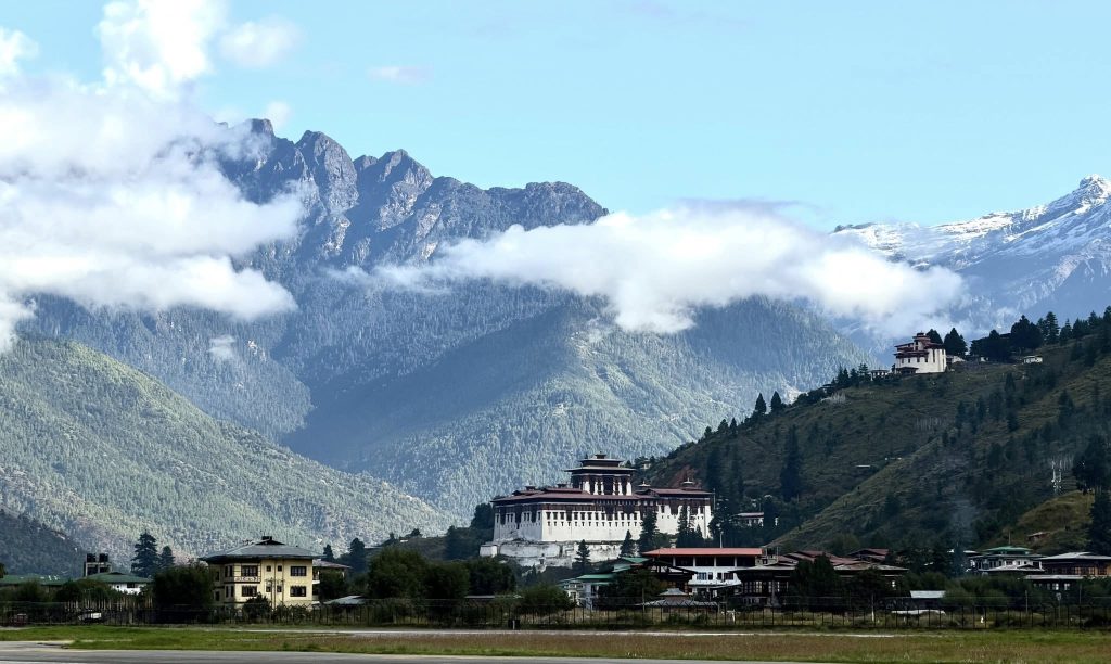 Post Paro clouds